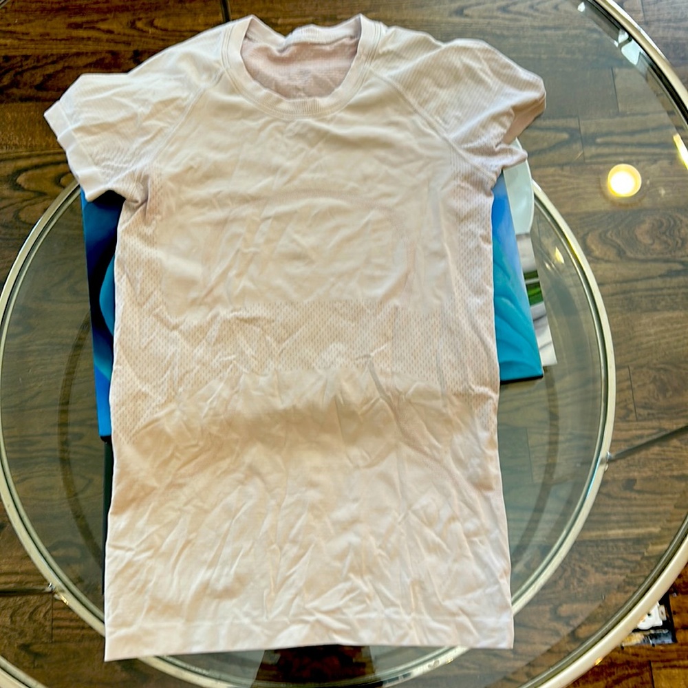Lululemon swiftly tee